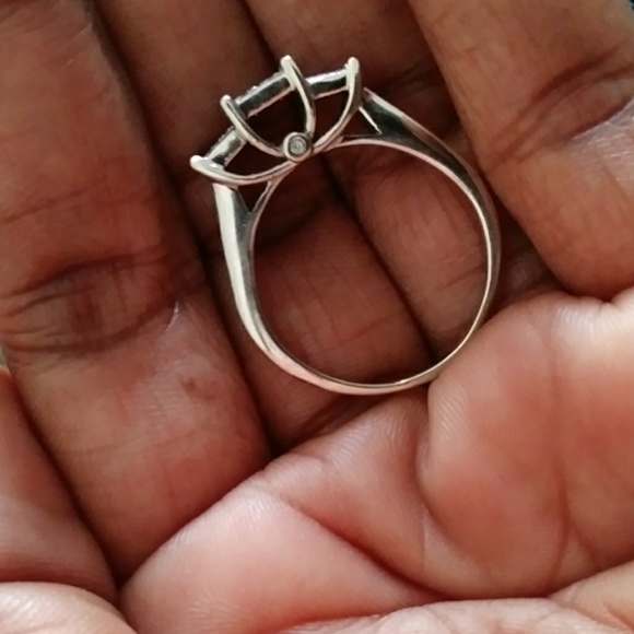 Real 10kt Gold Diamonds Ring#SOLD - Picture 2 of 5